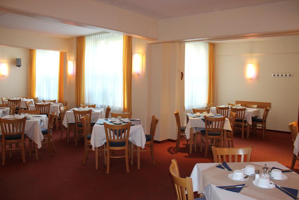 Siegfriedshof Hotel Берлин Екстериор снимка