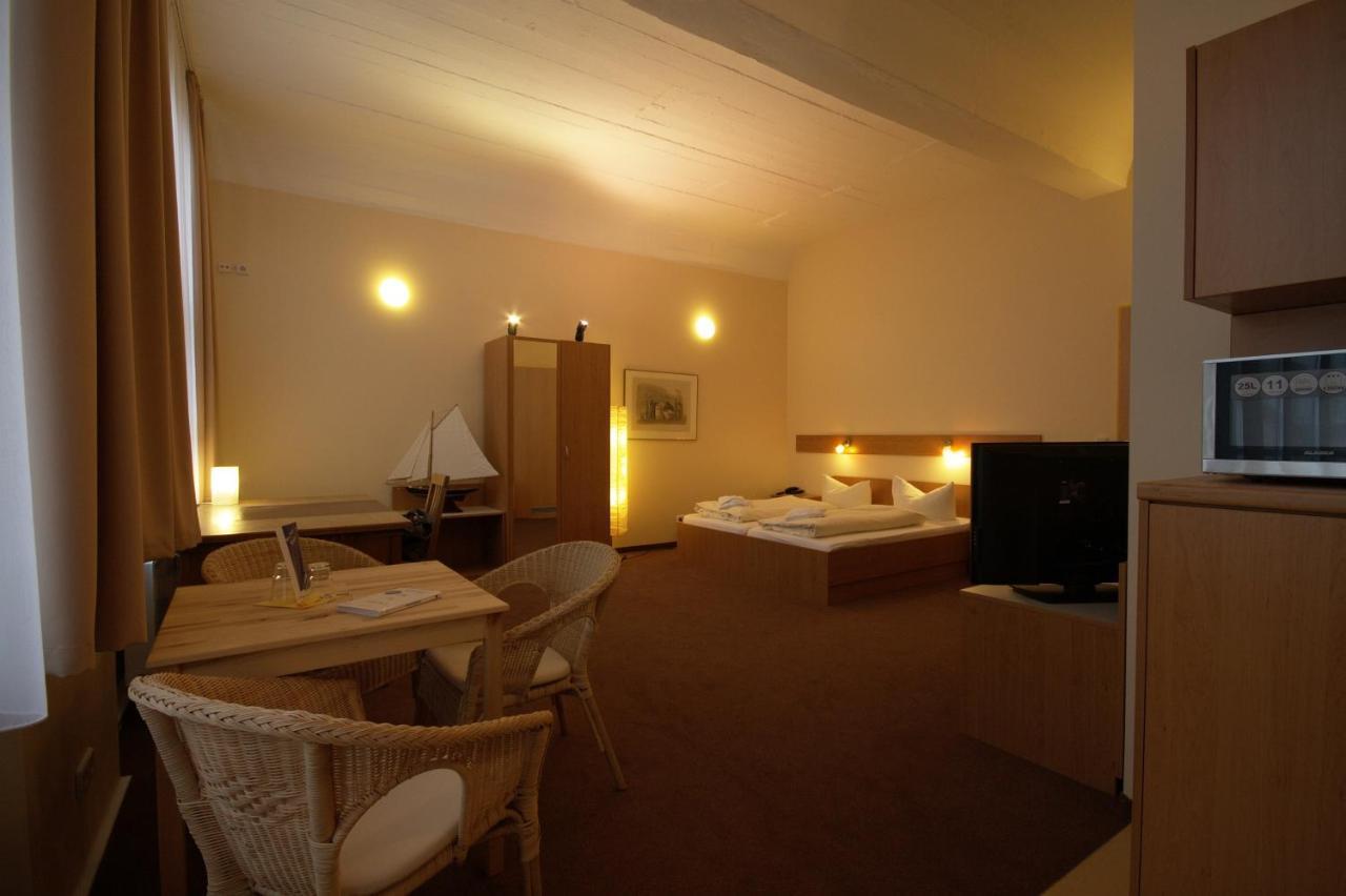 Siegfriedshof Hotel Берлин Стая снимка